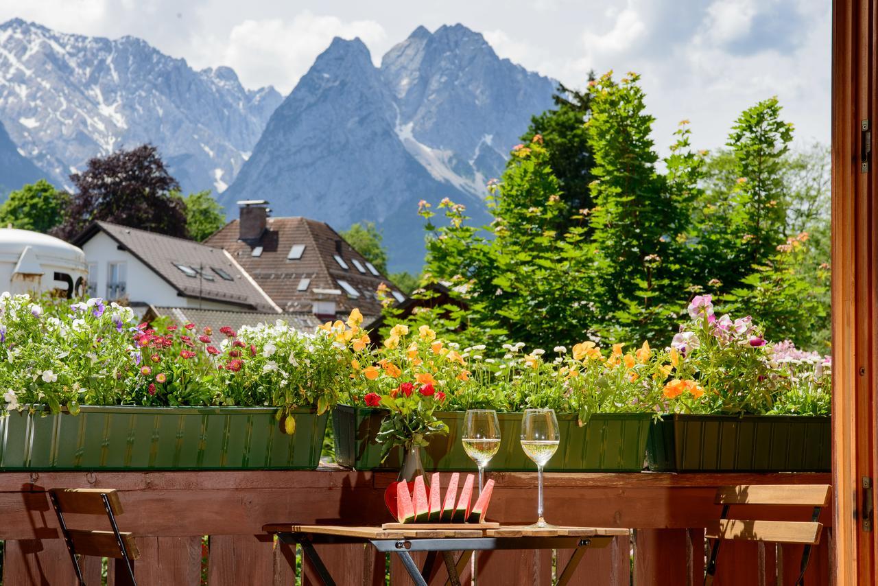 Fantastic Mountains Apartment Garmisch-Partenkirchen Bagian luar foto