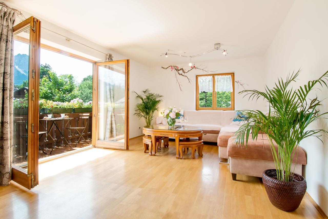 Fantastic Mountains Apartment Garmisch-Partenkirchen Bagian luar foto